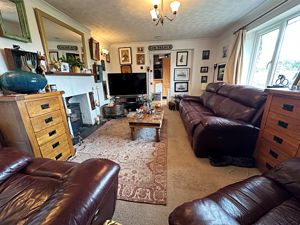 Lounge 2- click for photo gallery